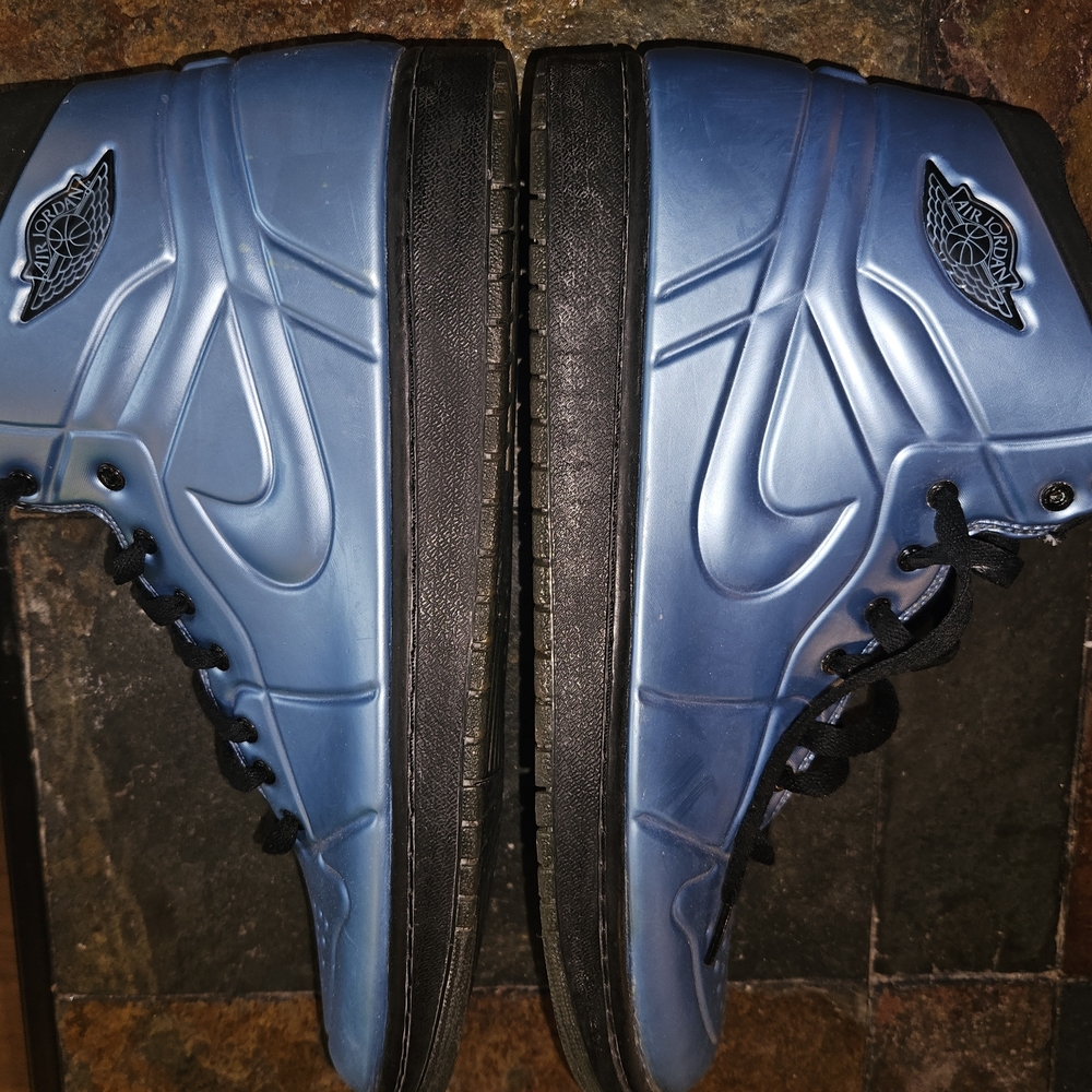 Men's Blue Basketball Shoes - Picture 3 of 8